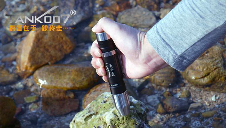 新手收藏家必用珠寶玉石鑒定工具——TANK007照玉手電筒！